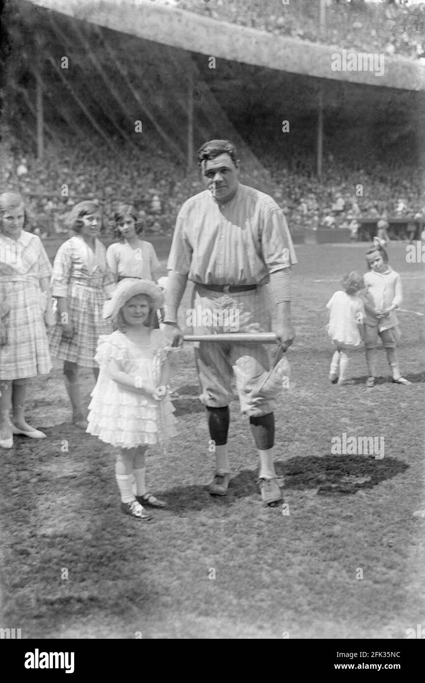 New York Yankees, Babe Ruth throwing a pitch, circa 1921. News Photo -  Getty Images