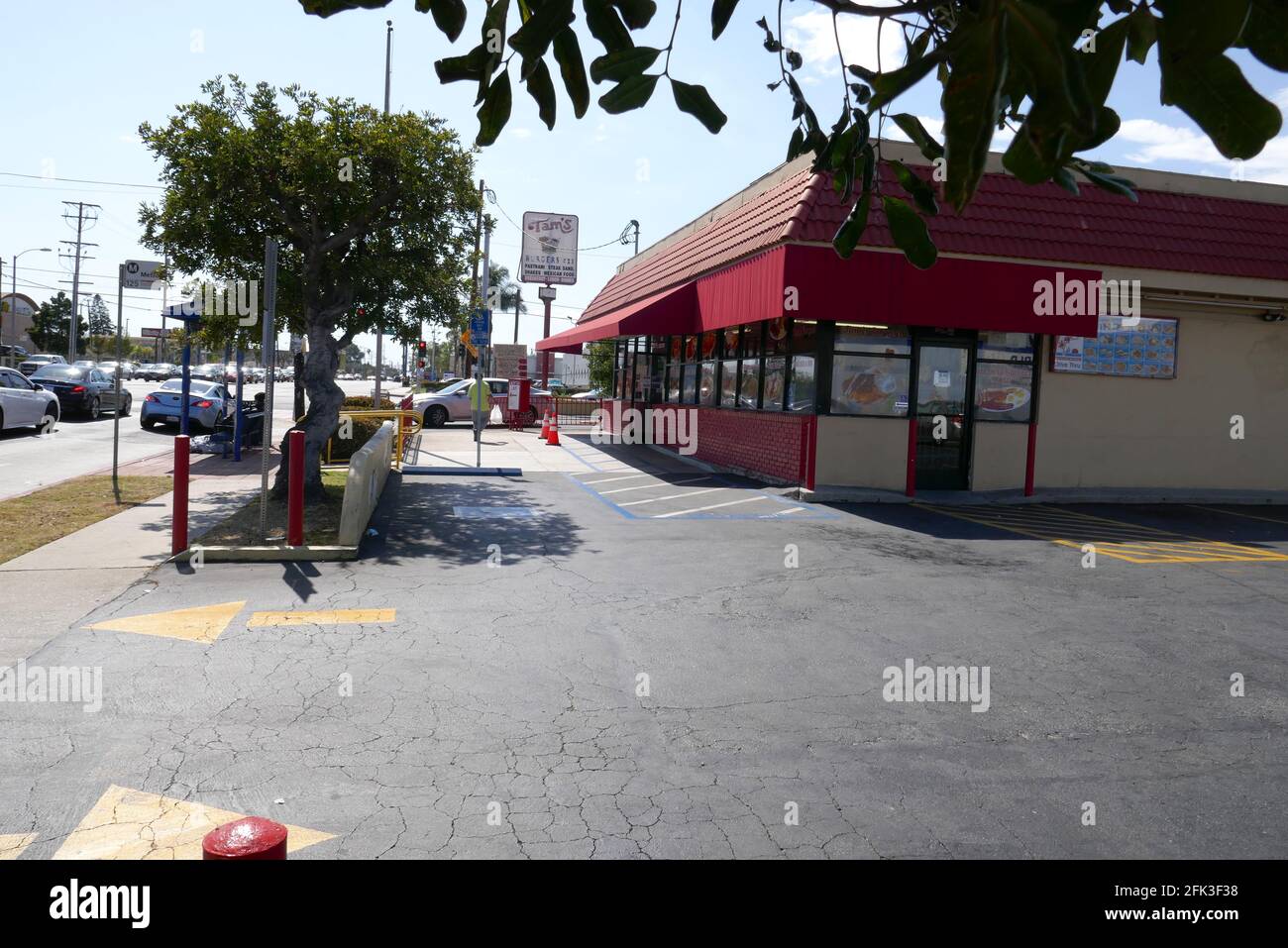 Compton, California, USA 27th April 2021 A general view of atmosphere of Murder Location of producer Terry Carter who was run over by Death Row Records' Marion Shug Knight on January 29, 2015 at Tam's Burgers at 1201 Rosecrans Avenue in Compton, California, USA. Photo by Barry King/Alamy Stock Photo Stock Photo