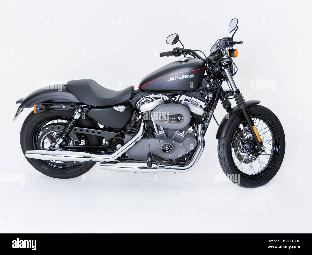 Harley xl sales 1200 nightster
