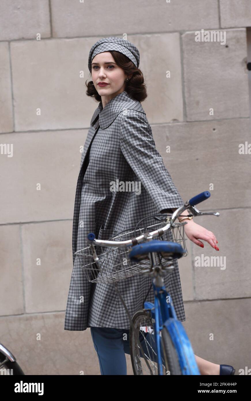 New York, NY, USA. 27th Apr, 2021. Rachel Brosnahan out and about for THE MARVELOUS MRS. MAISEL Shooting On Location, New York, NY April 27, 2021. Credit: Kristin Callahan/Everett Collection/Alamy Live News Stock Photo