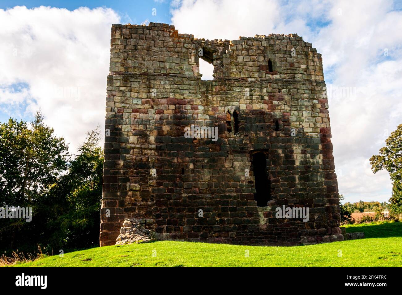 UK,North,East,England,Northumbria,Northumberland,Medieval,Etal,Castle,Towerhouse,British,English,Scottish,Historic,Culture,Border,W Stock Photo