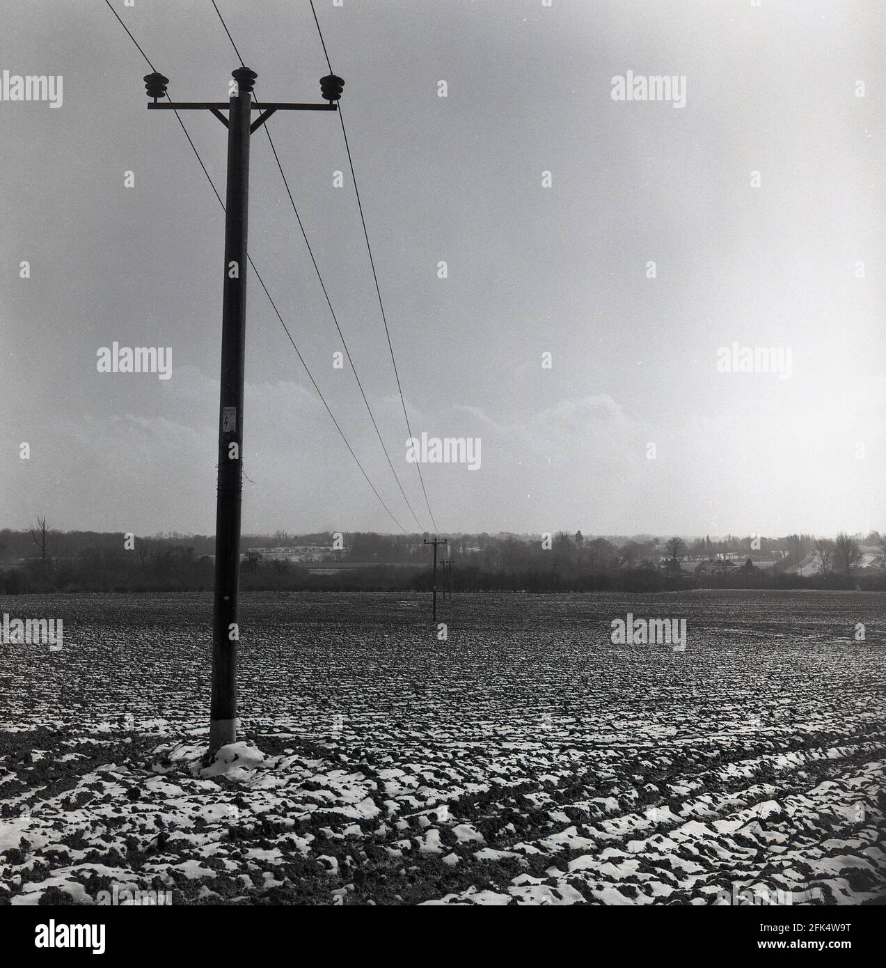Telegraph poles historic hi-res stock photography and images - Alamy