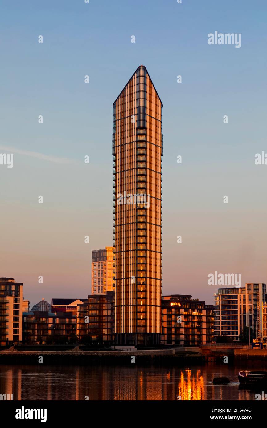 England, London, Chelsea, Chelsea Waterfront, Lots Road Power Station