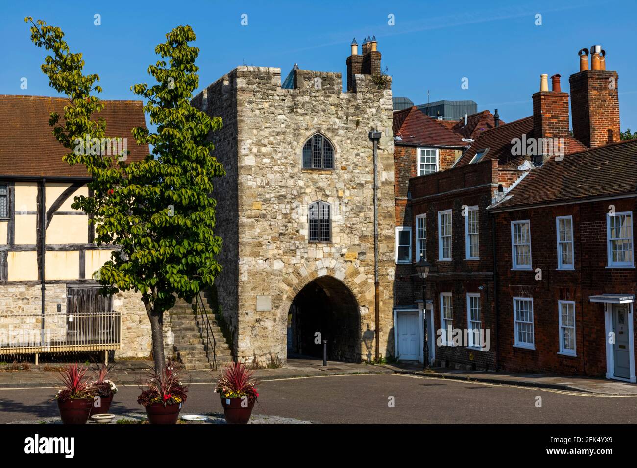 England, Hampshire, Southampton, Westgate *** Local Caption ***  Britain,British,England,English,Great Britain,Hampshire,Southampton,UK,United Kingdom Stock Photo