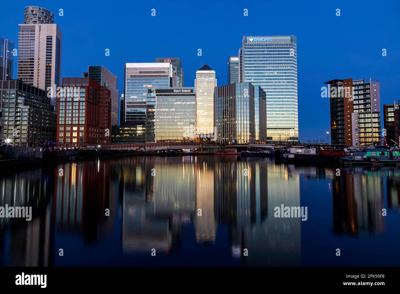 England, London, Docklands, Canary Wharf Skyline and Reflection in