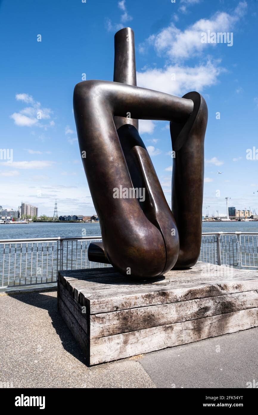 The Tide Greenwich Peninsular Hi res Stock Photography And Images Alamy