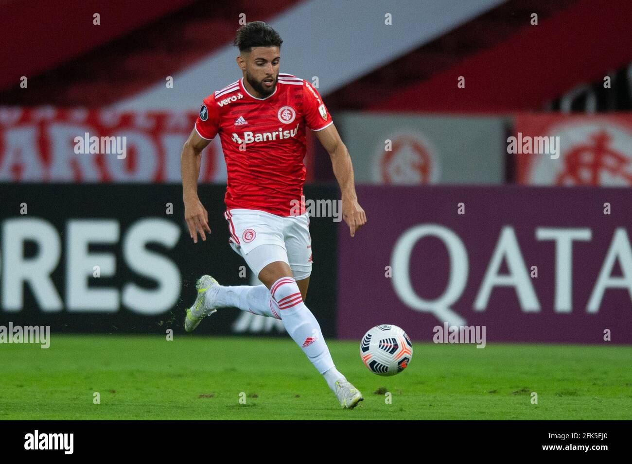 Copa libertadores ball hi-res stock photography and images - Page 2 - Alamy