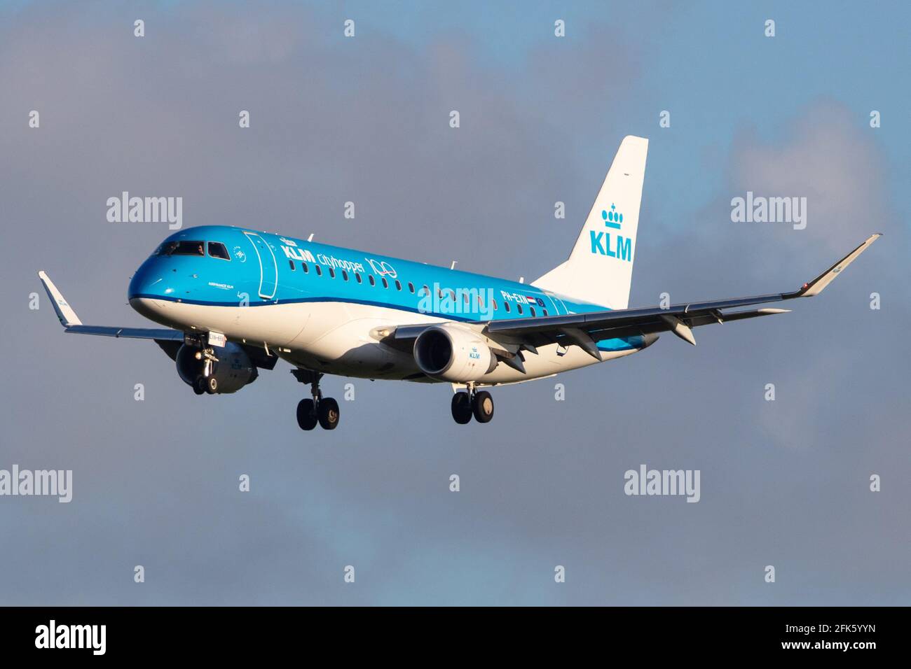 AMSTERDAM, NETHERLANDS - Sep 12, 2020: KLM (KL / KLM) approaching Amsterdam Schiphol Airport (EHAM/AMS) with an Embraer E75L (PH-EXN/17000659). Stock Photo