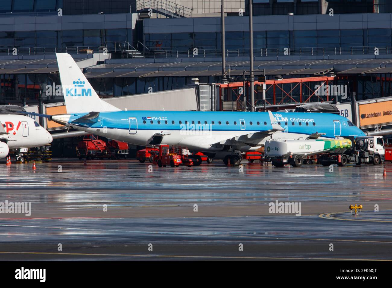 HAMBURG, GERMANY - Mar 14, 2021: KLM (KL  KLM) at Hamburg Airport  (EDDHHAM) with an Embraer E190STD E190 (PH-EZC19000250 Stock Photo - Alamy