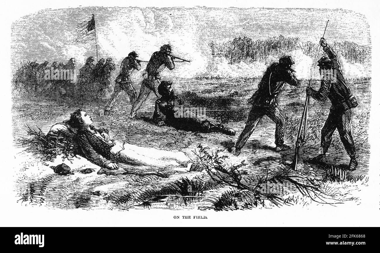 Engraving of Union soldiers in a typical infantry battle during the American civil war: Stock Photo