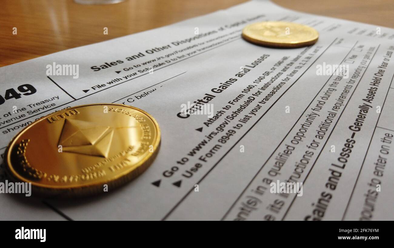 Form 8949 hi-res stock photography and images - Alamy