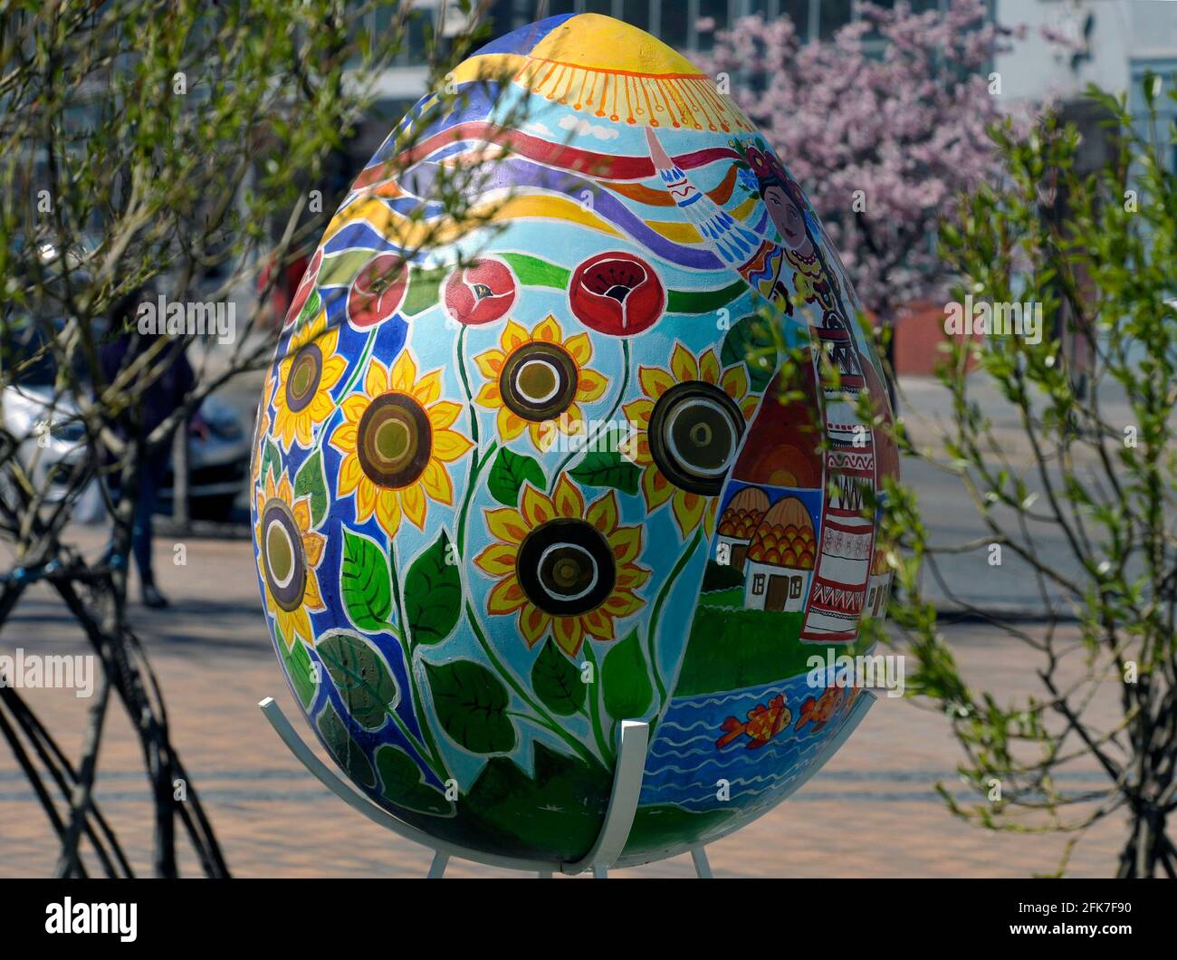 VINNYTSIA, UKRAINE - APRIL 28, 2021 - One of the 1.5m(3.2ft)-tall pysankas, Ukrainian Easter eggs, featuring Podillia folk ornaments is on display as Stock Photo