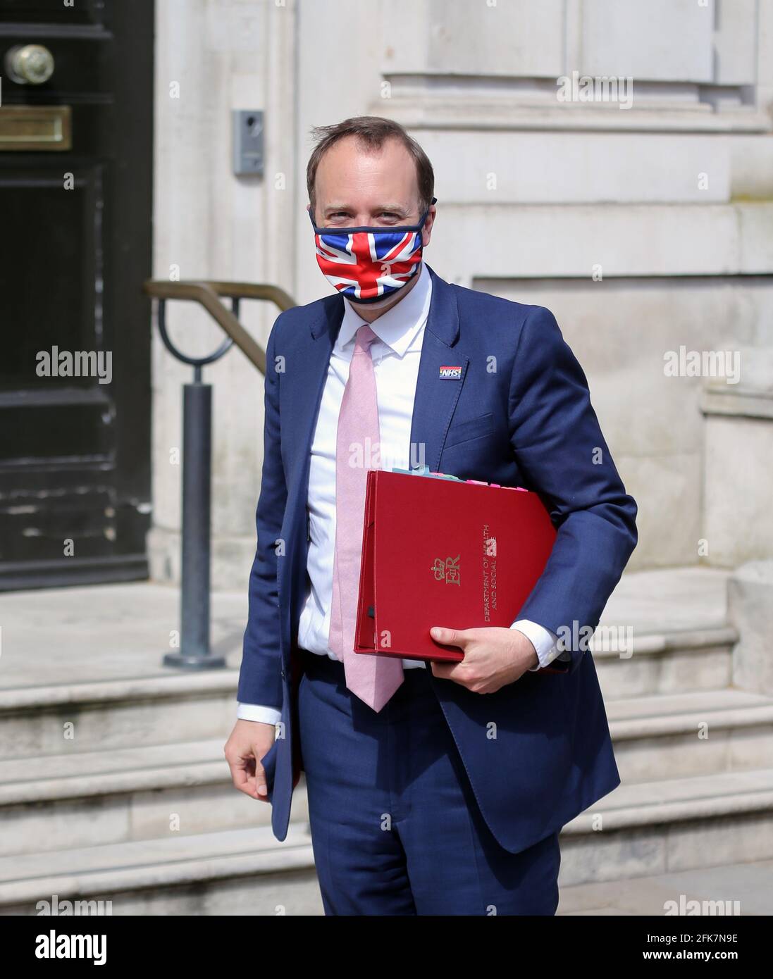 Police outside cabinet office hi-res stock photography and images - Alamy