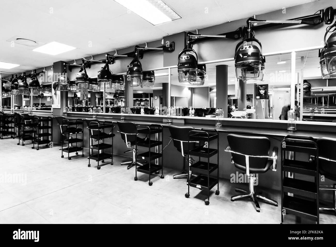 Beauty School High Resolution Stock Photography And Images Alamy