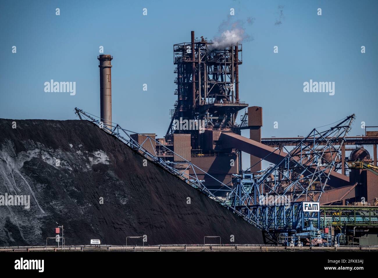 ThyssenKrupp steel mill in Duisburg-Marxloh, Schwelgern 2 blast furnace, Schwelgern coking plant coal store, Duisburg, NRW, Germany Stock Photo