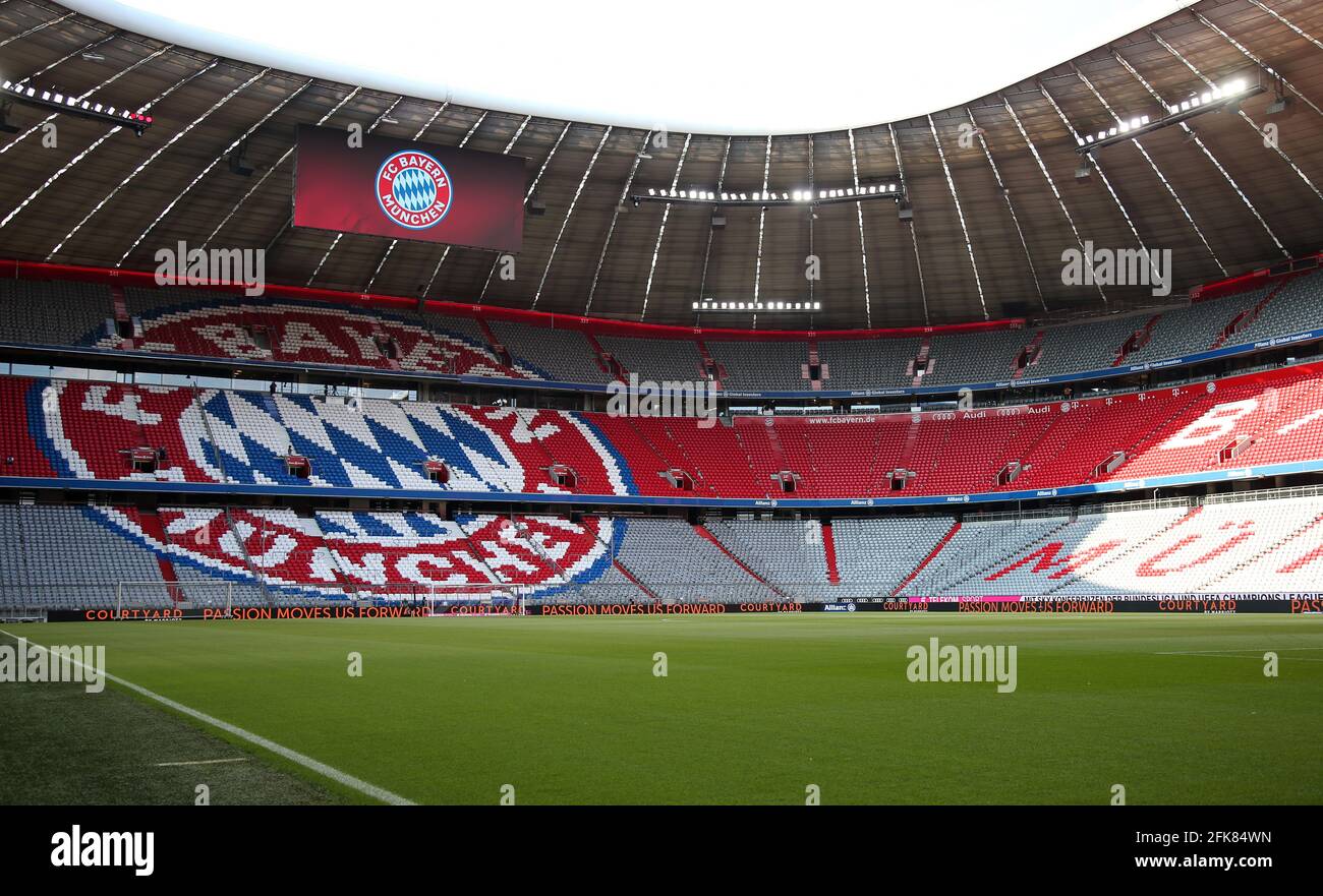 Stadion Allianz Arena in Muenchen Froettmaning for the UEFA Euro 2020 / 2021 football European Championship Football Stadium from FC Bayern Munich © diebilderwelt / Alamy Stock Stock Photo