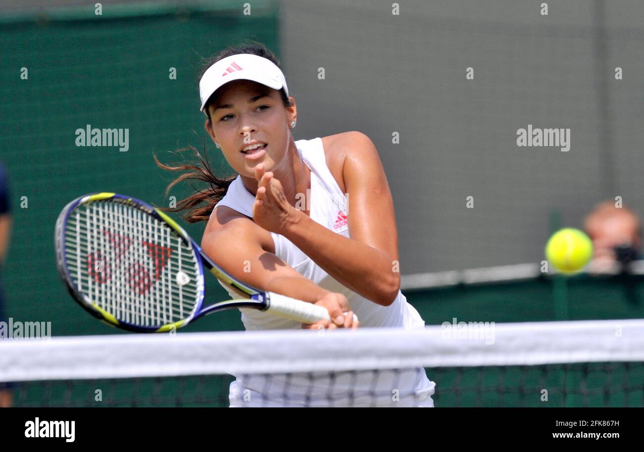 WIMBLEDON 2009 7th DAY.  29/6/09.  ANA IVANOVIC   DURING  HER MATCH WITH VENUS WILLIAMS   PICTURE DAVID ASHDOWN Stock Photo