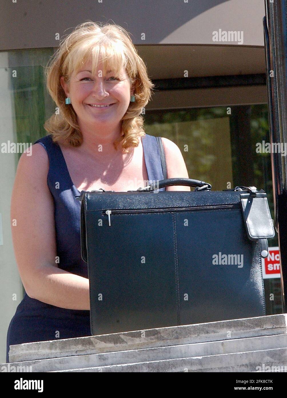 LADY JULIA PILKINGTON  PIC MIKE WALKER, 2002 Stock Photo