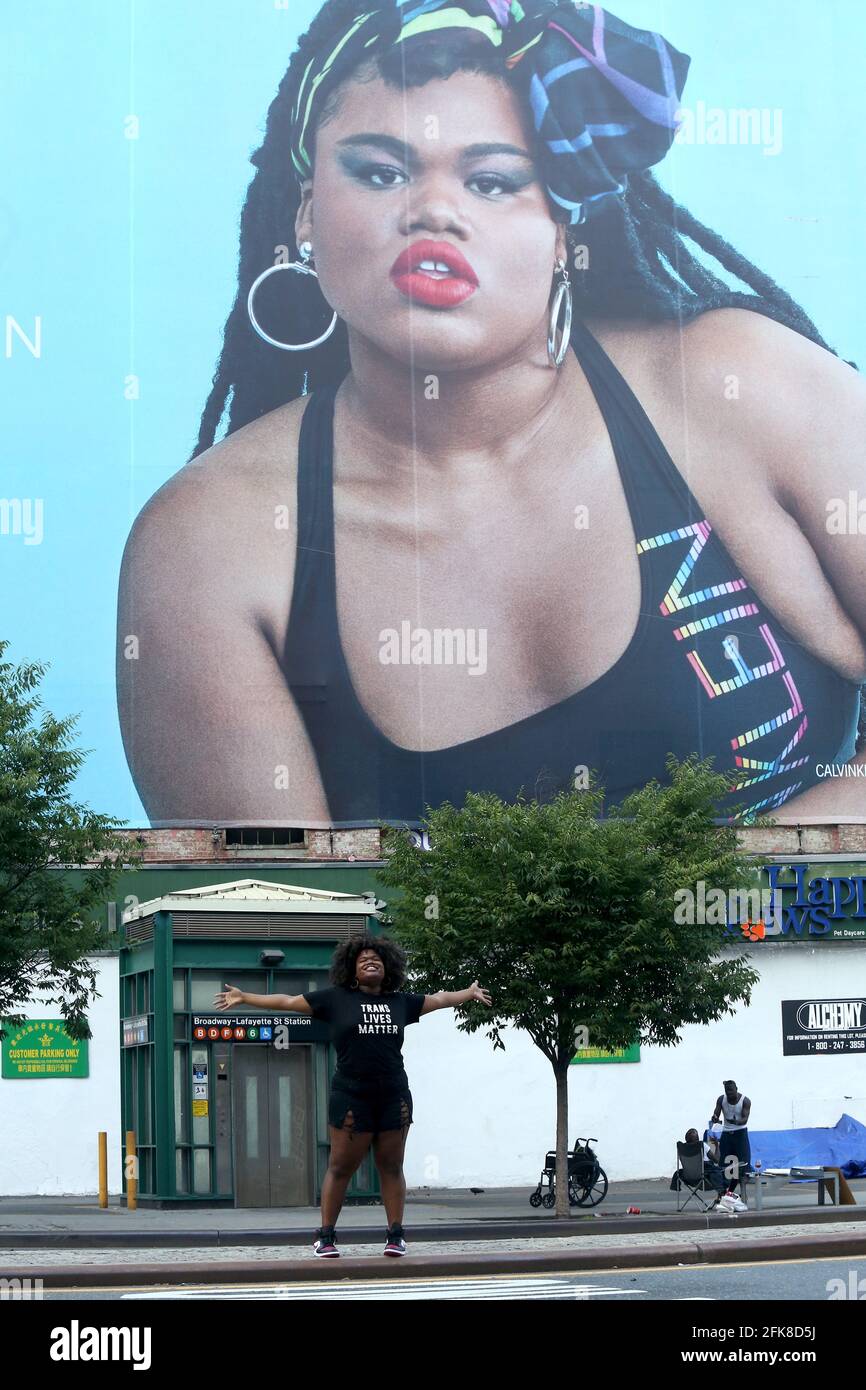 New York - NY - 07/04/2020 - Jari Jones (black transgender modelactress and  activist) stopping to take pictures in front of her large Calvin Klein  billboard in Soho. The ad is part