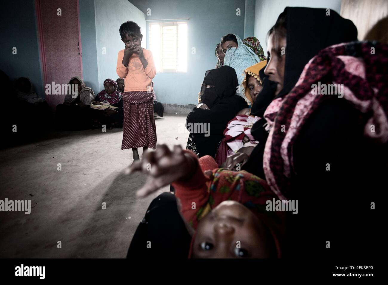 Rohingya woman inside the little health clinic of Kutupalong refugee camp, Bangladesh border Myanmar Stock Photo