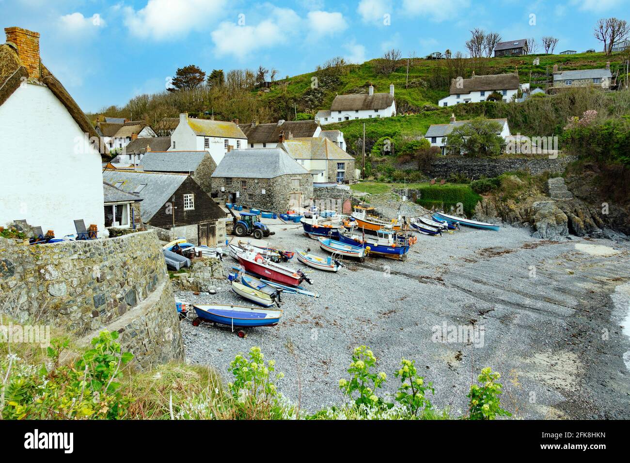 The traditional fishing village of cadgwith on the lizard lenisnular in cornwall southwest england Stock Photo