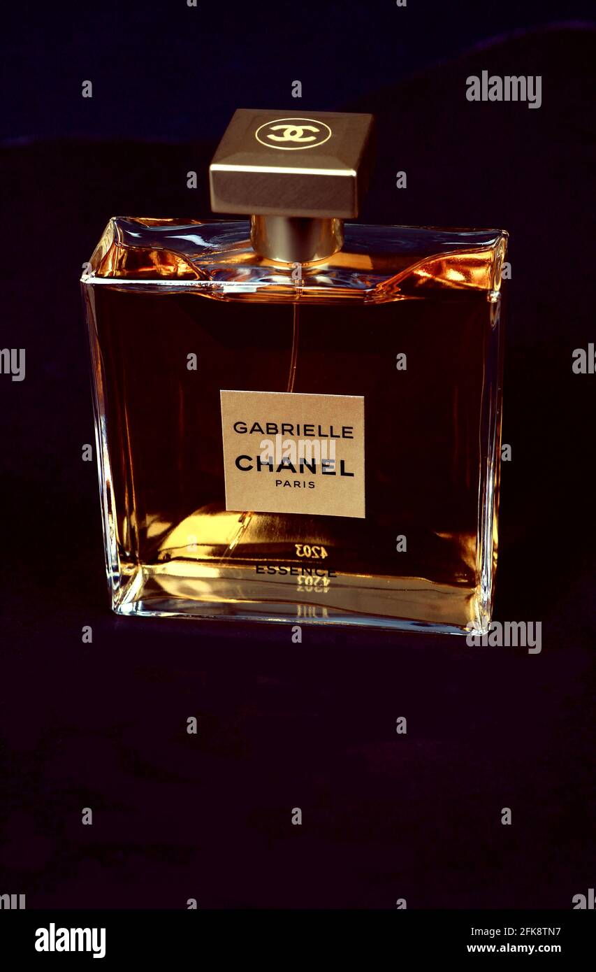 Chanel Perfume Bottle High Resolution Stock Photography And Images Alamy