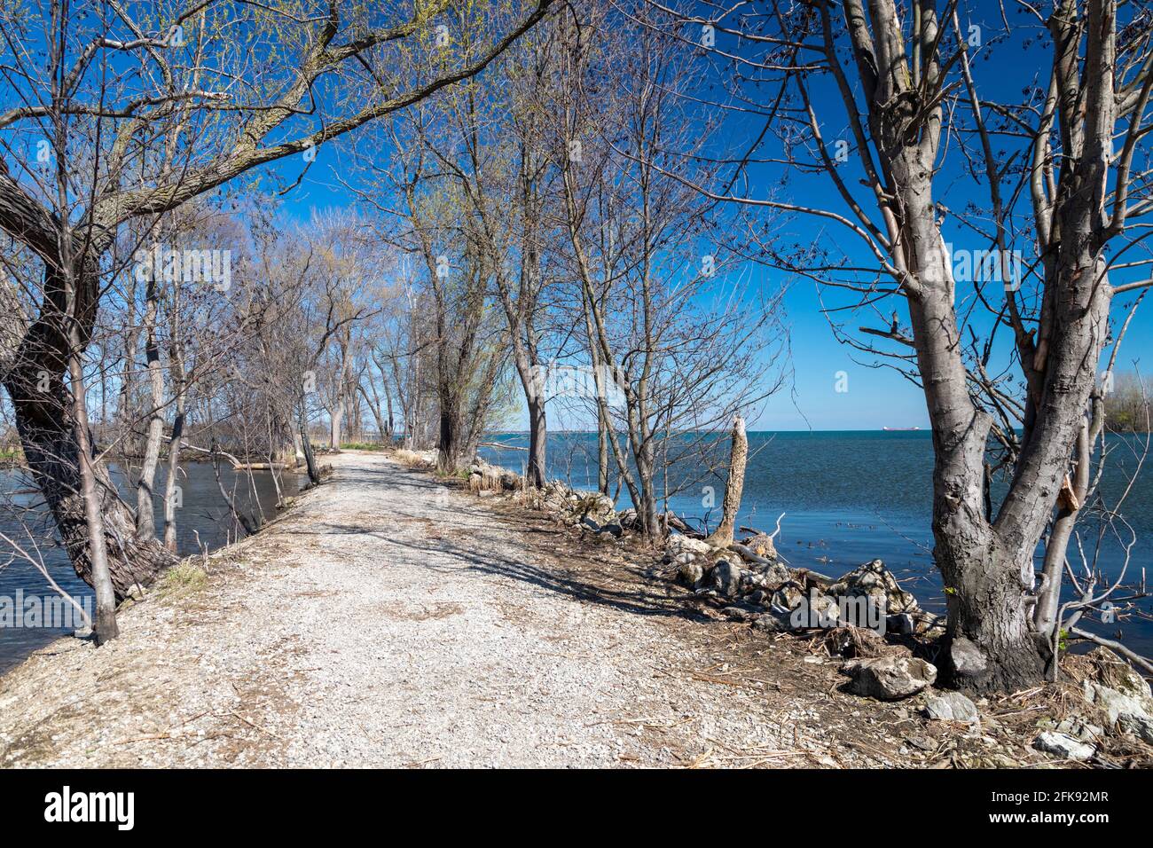 Rockwood, Michigan - A nature trail along the shore of Lake Erie in Lake Erie Metropark. Stock Photo