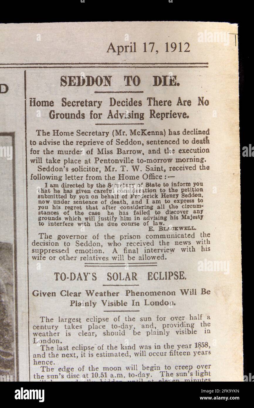 'Seddon to die' article about UK 'death row' inmate, The Daily Mirror (replica) newspaper,17 Apr '12 on same day sinking of the RMS Titanic announced. Stock Photo
