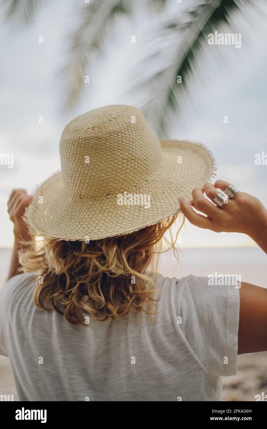 Wearing hat in sun hi-res stock photography and images - Alamy
