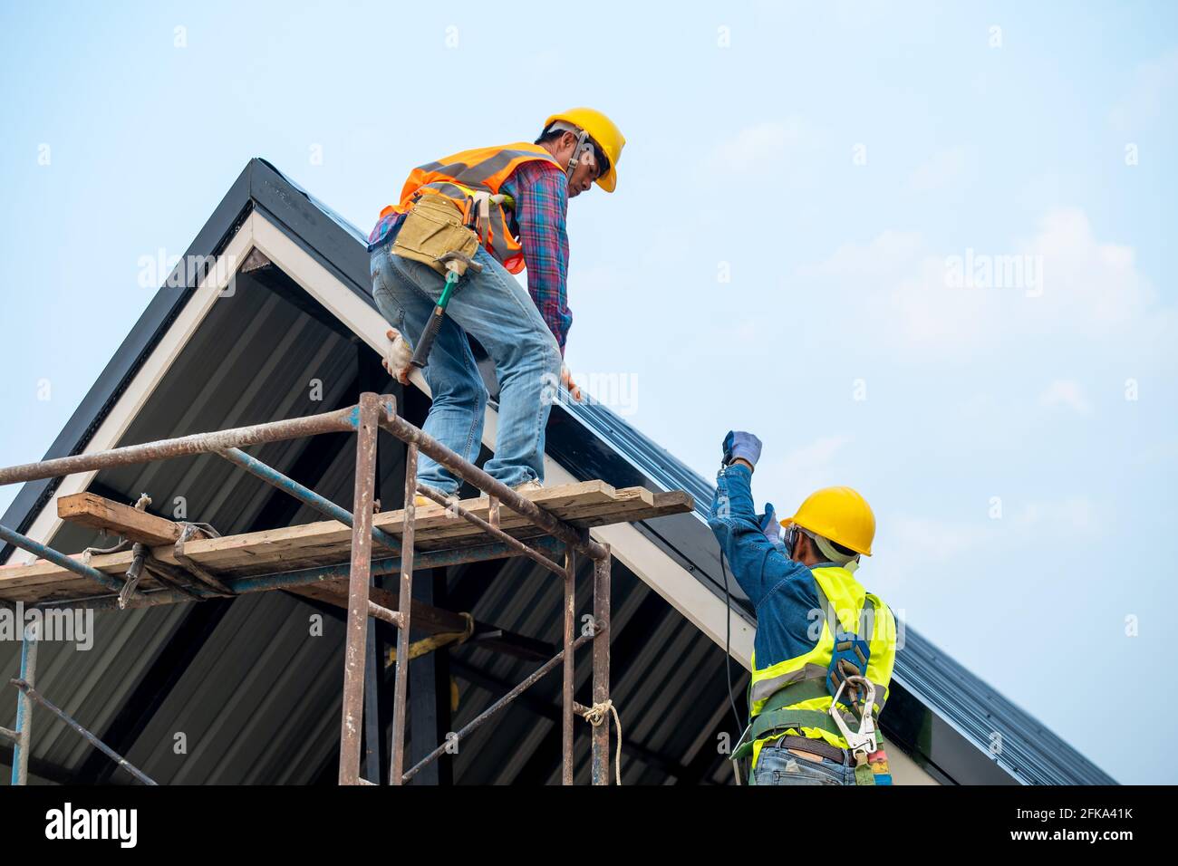 Safety belt harness hi-res stock photography and images - Alamy