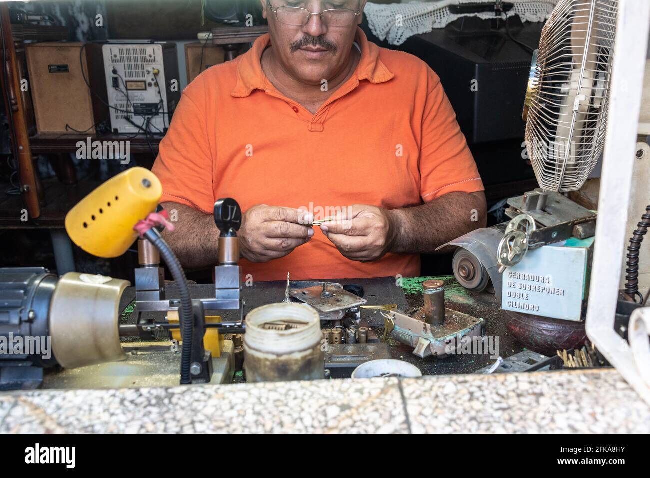 Locksmith Desk Lock changes hi-res stock photography and images - Alamy