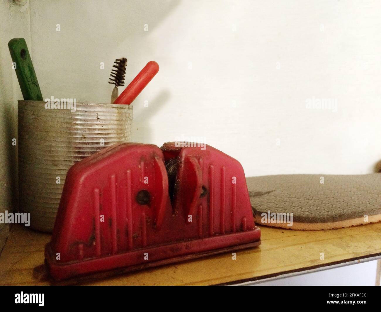 Antique knife sharpener hi-res stock photography and images - Alamy