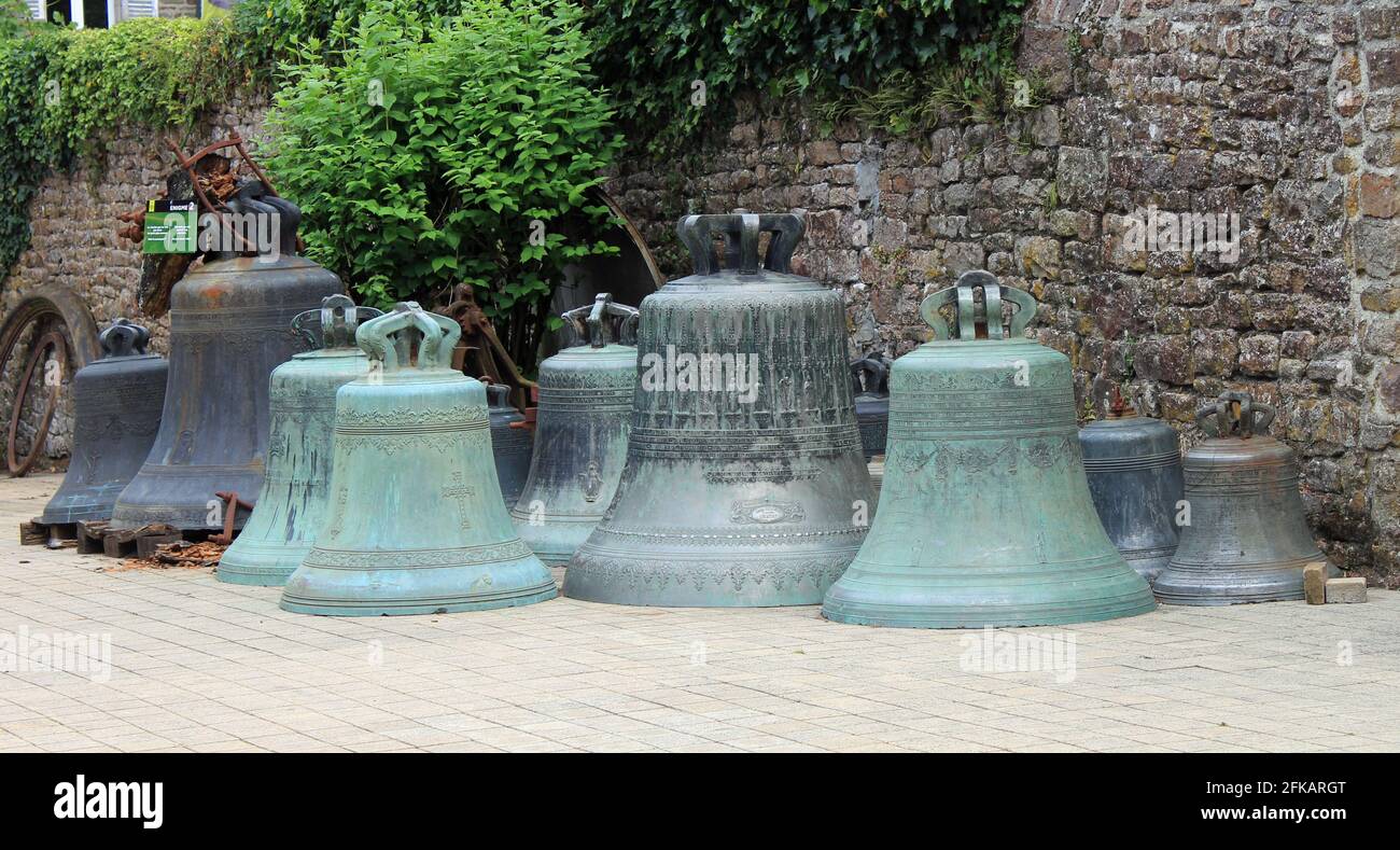 France, fonderie de cloches de VilledieulesPoêles Stock Photo Alamy