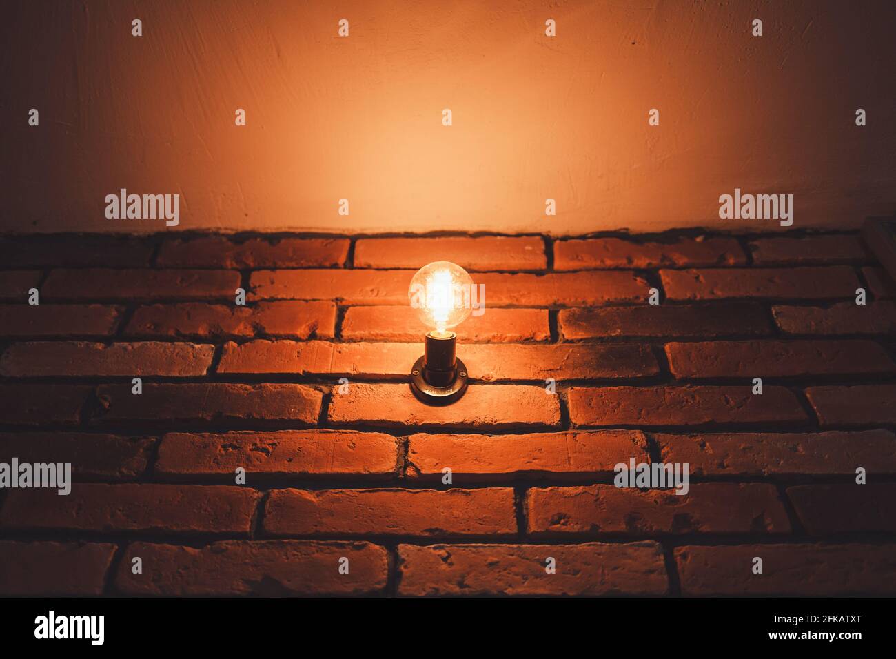 Old vintage lamp hi-res stock photography and images - Alamy