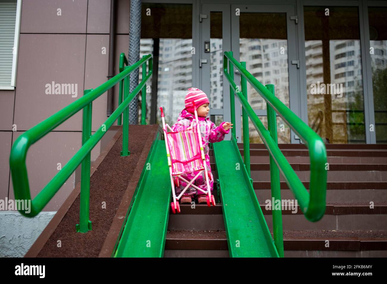 Mobility stroller hires stock photography and images Alamy