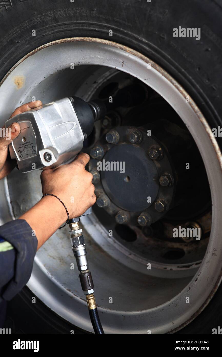 Truck 2024 impact wrench