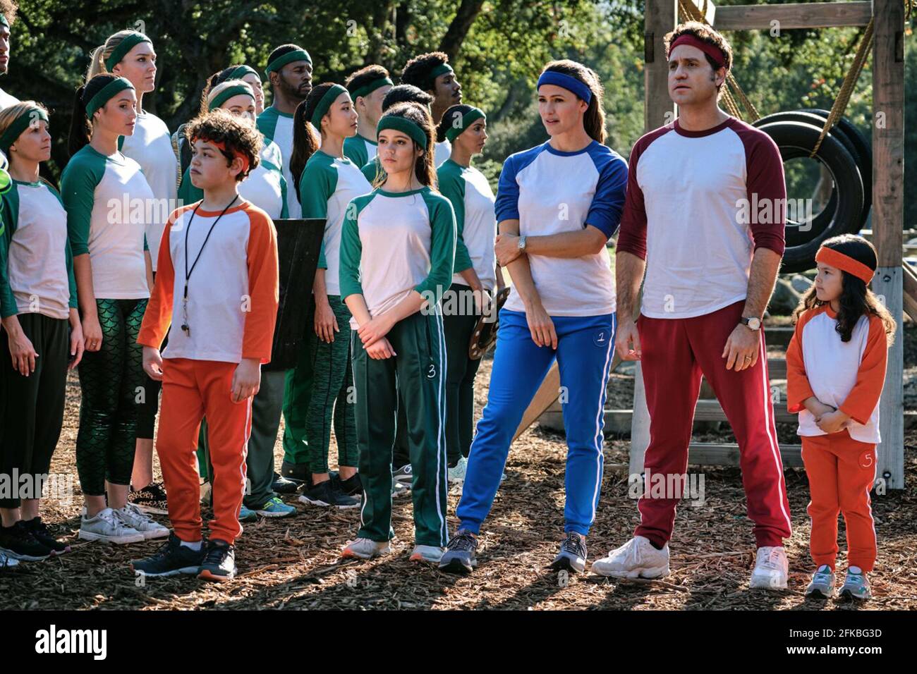YES DAY (2021) JULIAN LERNER JENNA ORTEGA JENNIFER GARNER EDGAR RAMIREZ