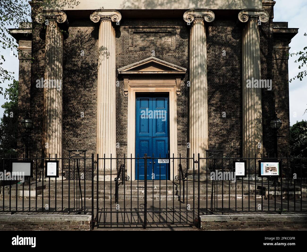 St Peter's Hammersmith Stock Photo Alamy
