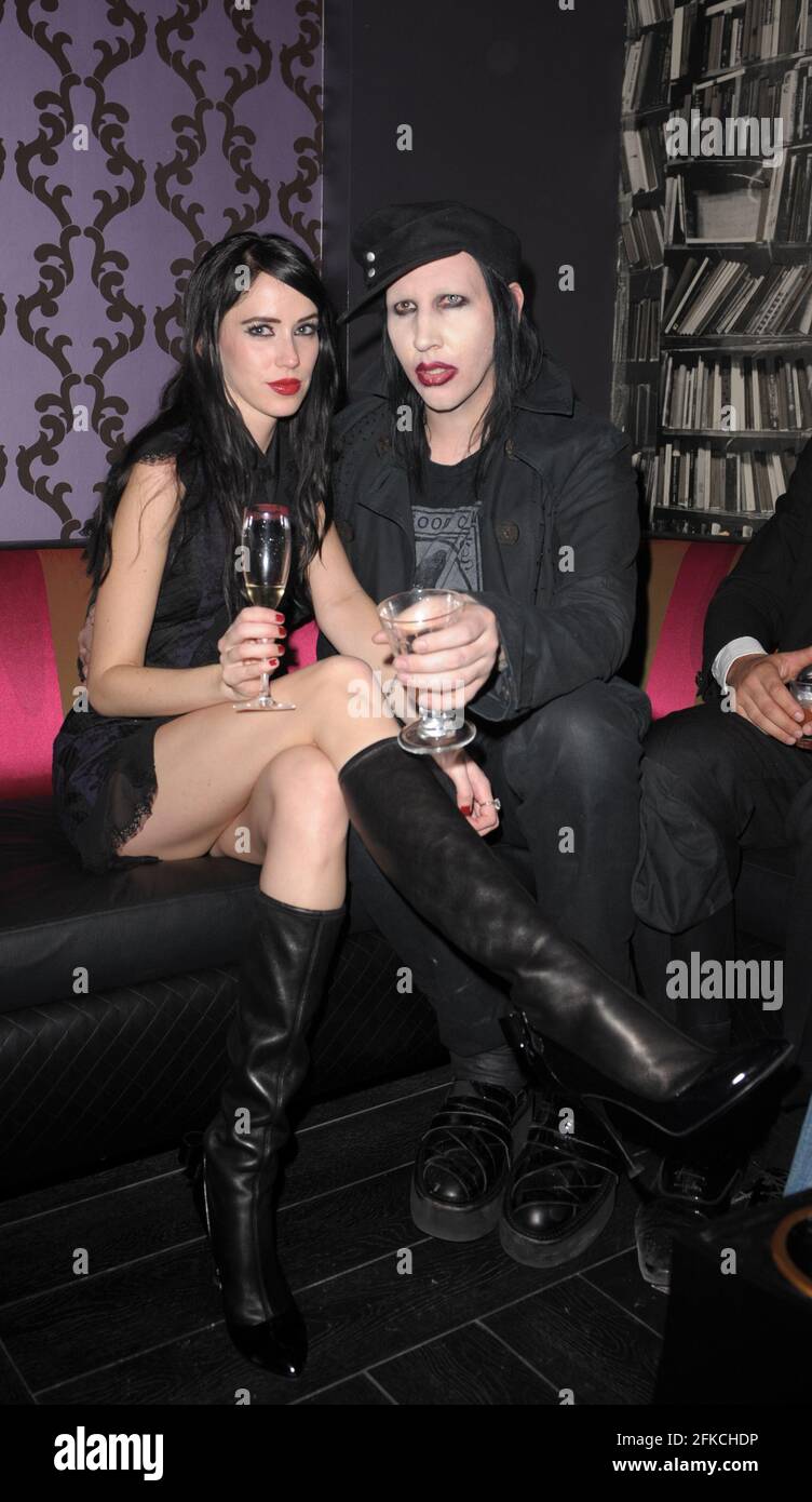 CapCut_evan rachel wood and marilyn manson