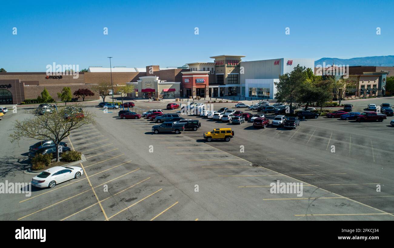 Modern mall in Boise that is fairly empty Stock Photo