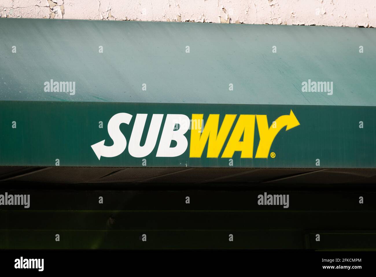 Washington, USA. 30th Apr, 2021. A general view of a Subway logo on a storefront in Washington, DC, on Friday, April 30, 2021, amid the coronavirus pandemic. Earlier this week President Biden gave his first address to Congress, as COVID-19 cases exponentially surge to unseen levels in India and confirmed case counts in America hover above 50,000 daily. (Graeme Sloan/Sipa USA) Credit: Sipa USA/Alamy Live News Stock Photo