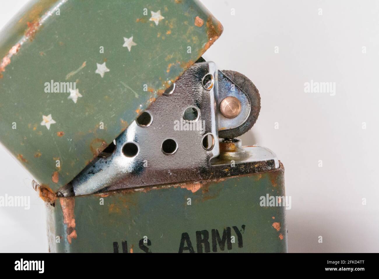 Rusty zippo lighter US Army Stock Photo - Alamy
