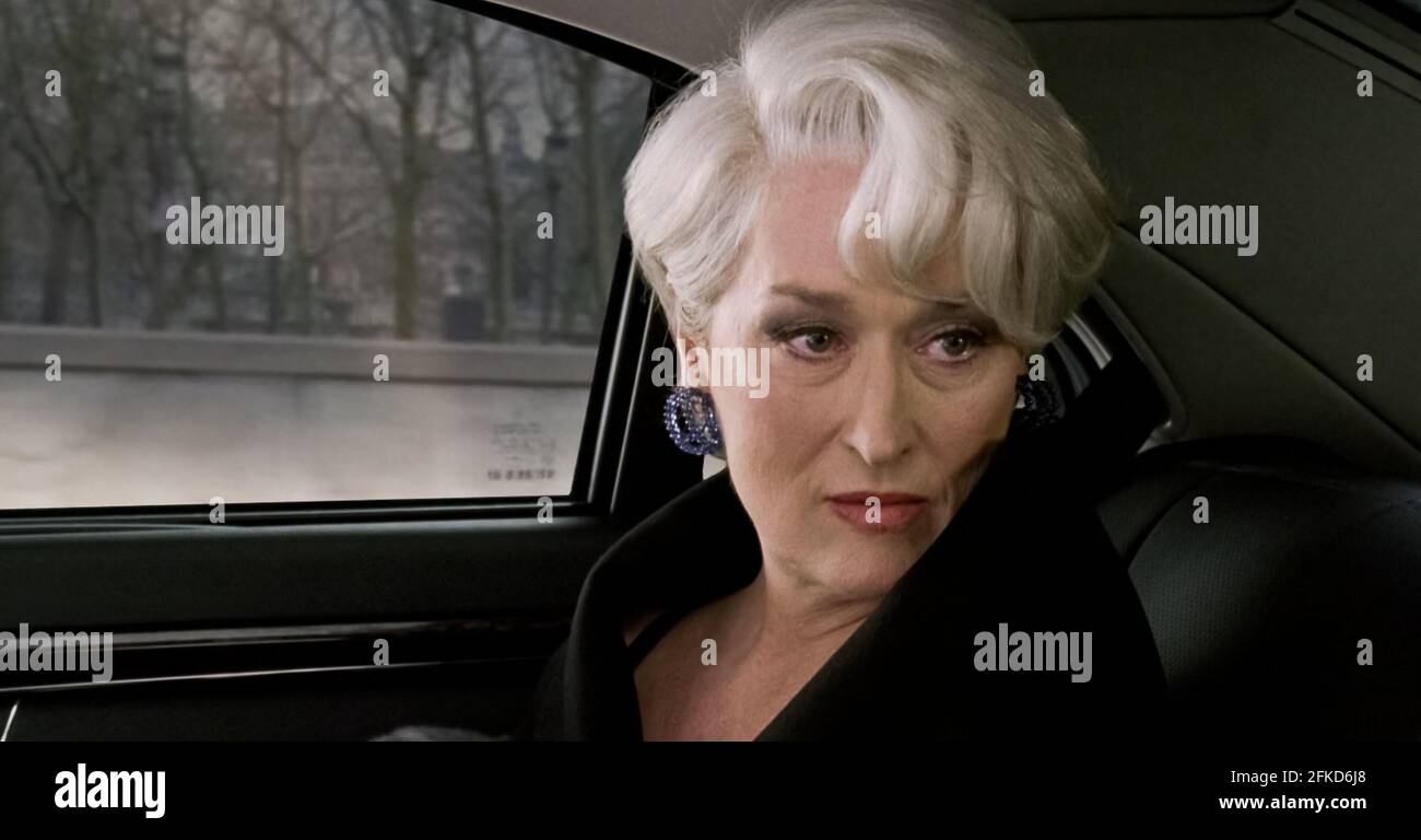 USA. Meryl Streep in a scene from (C)Fox 2000 Pictures film: The Devil  Wears Prada (2006). Plot: A smart but sensible new graduate lands a job as  an assistant to Miranda Priestly,