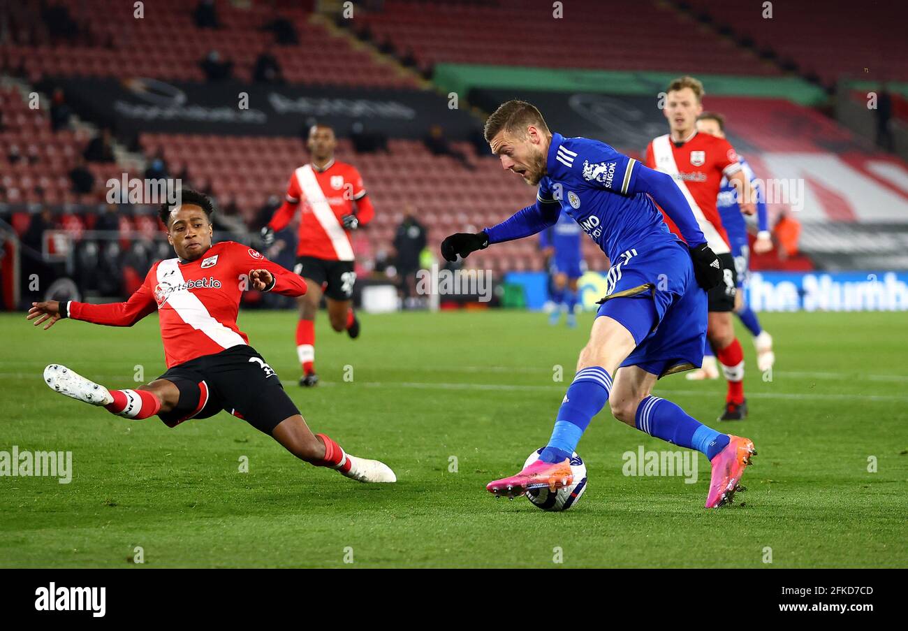 Leicester City's Jamie Vardy turns inside Southampton's Kyle Walker-Peters during the Premier League match at St. Mary's Stadium, Southampton. Picture date: Friday April 30, 2021. Stock Photo