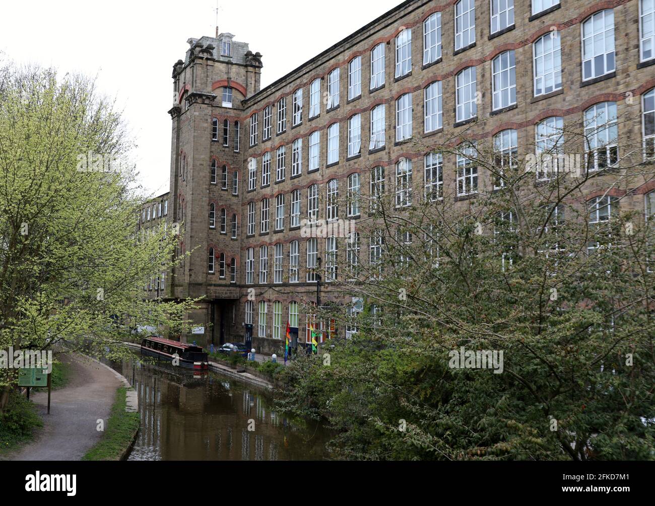 Clarence Mill next to the Macclesfield Canal at Bollington in East Cheshire Stock Photo