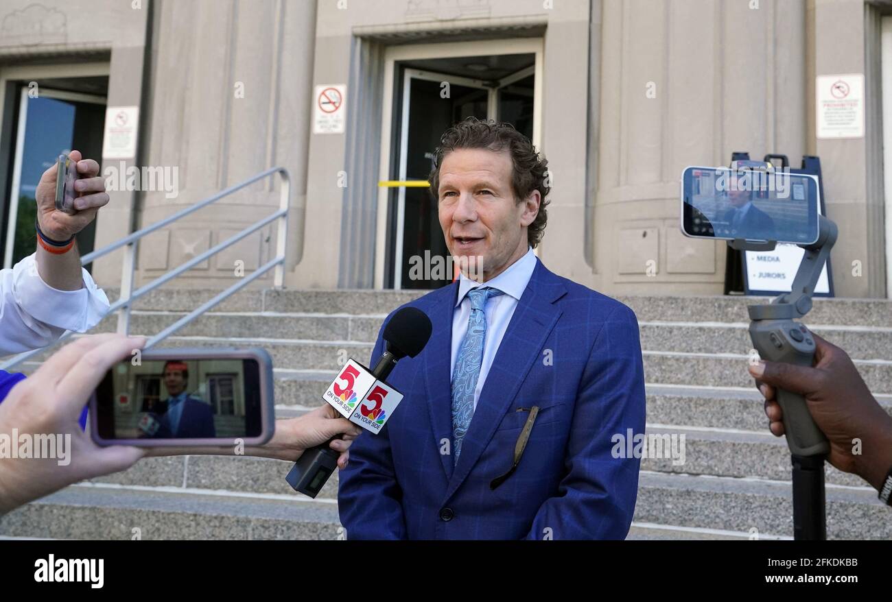 Judge talks to jury hires stock photography and images Alamy