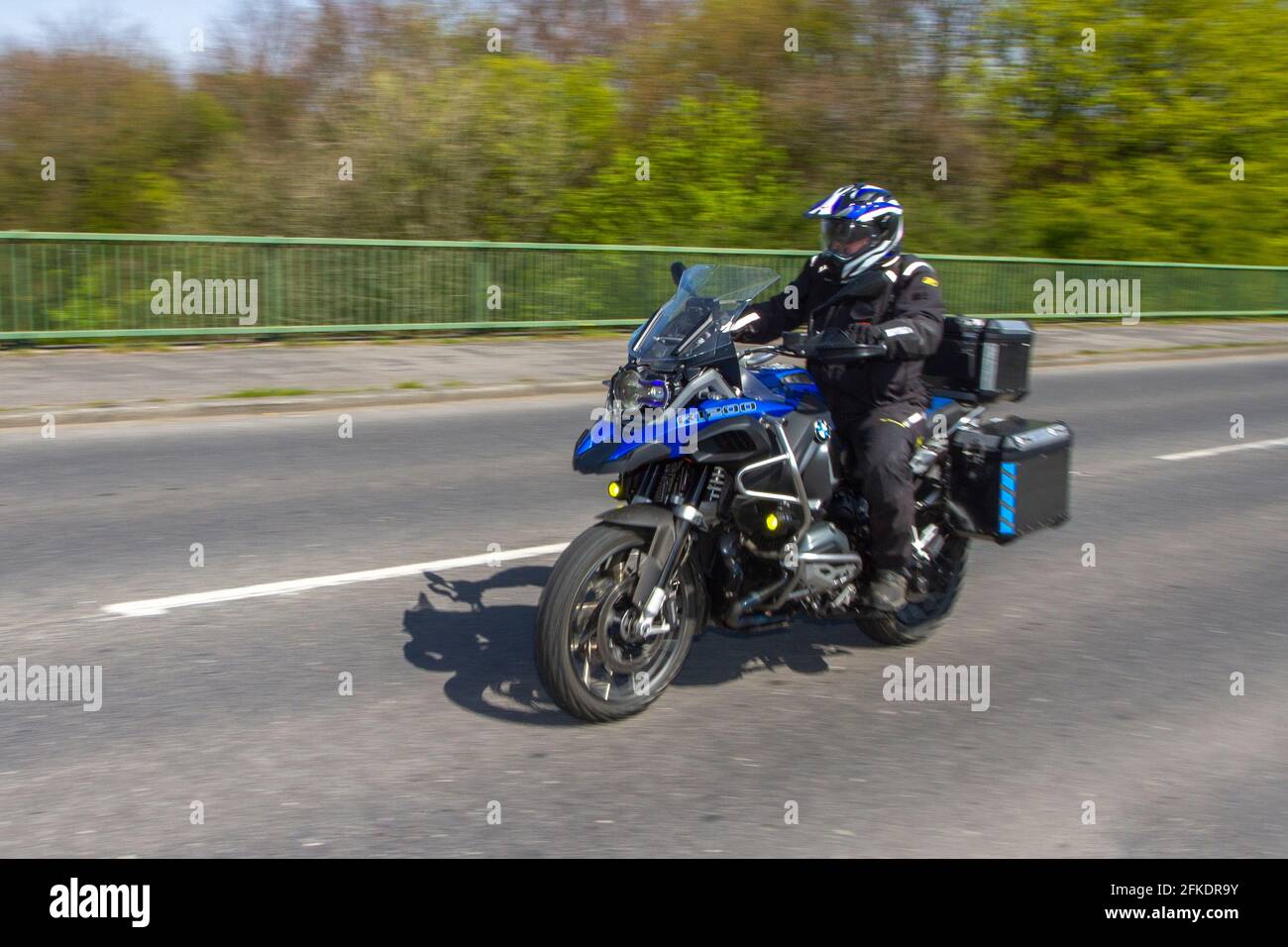 R 1200 r hi-res stock photography and images - Alamy