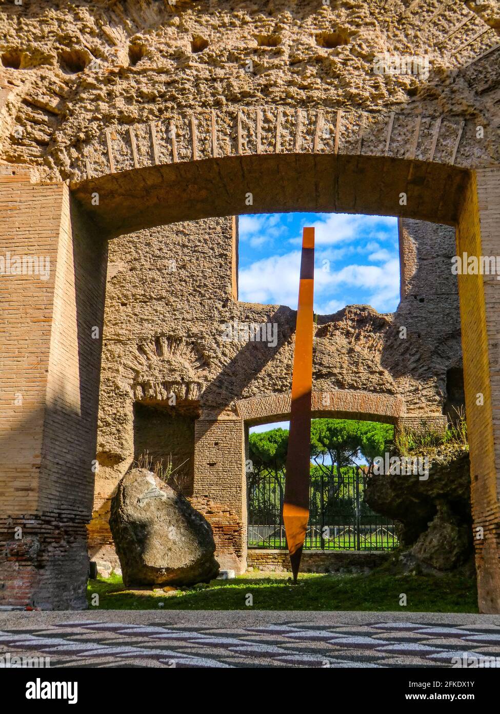 Diagonale Palatina (Mauro Staccioli), Ruins of the Baths of Caracalla (Terme di Caracalla), Thermae Antoninianae , one of the most important baths of Stock Photo