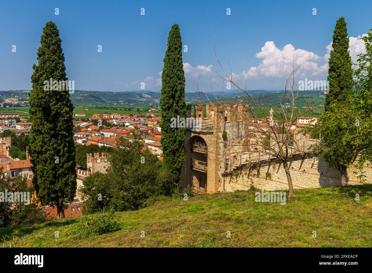 View of Soave's castle and village near Verona Stock Photo