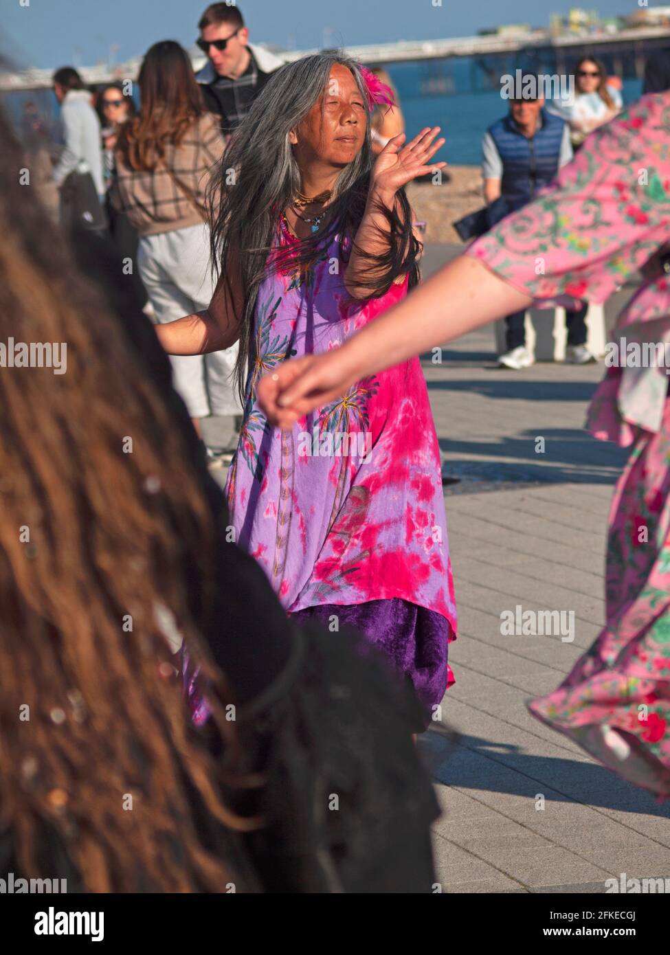 Native American Sun Dance High Resolution Stock Photography and Images ...